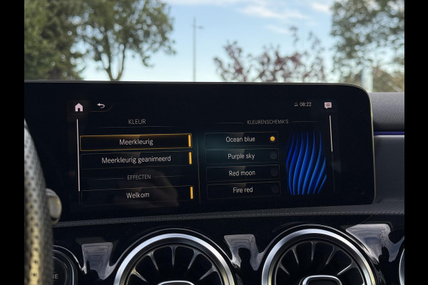 Mercedes-Benz A-Klasse 180 Aut. Sol. AMG Sport Ed. | Panorama | Burmester | Memory | Multi Beam |