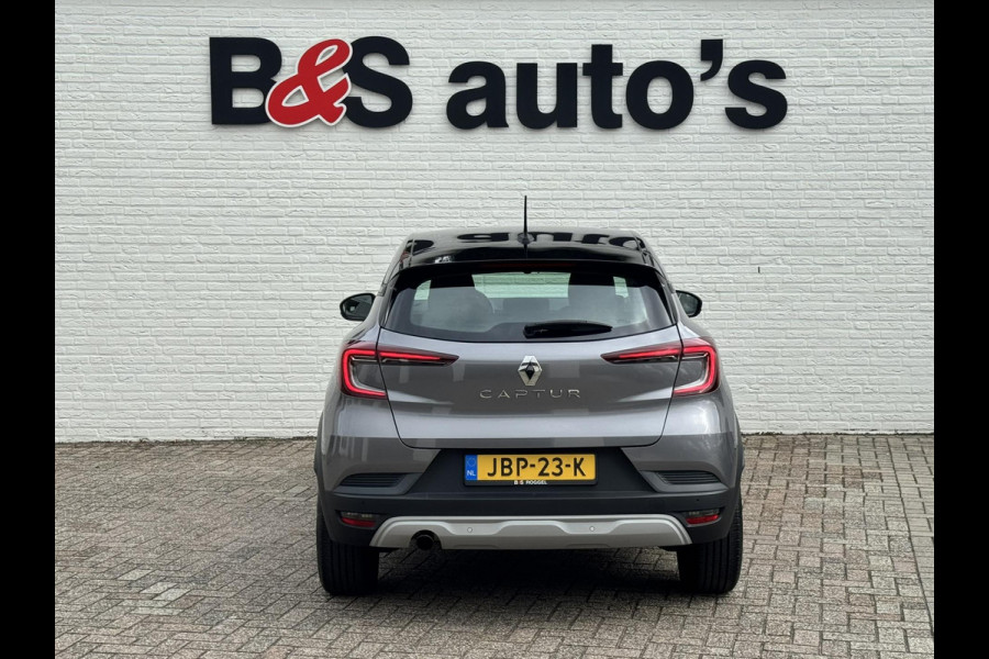 Renault Captur 1.0 TCe 100 Zen Cruise control Climate control navigatie Achteruitrijcamera plus sensoren Apple / Android