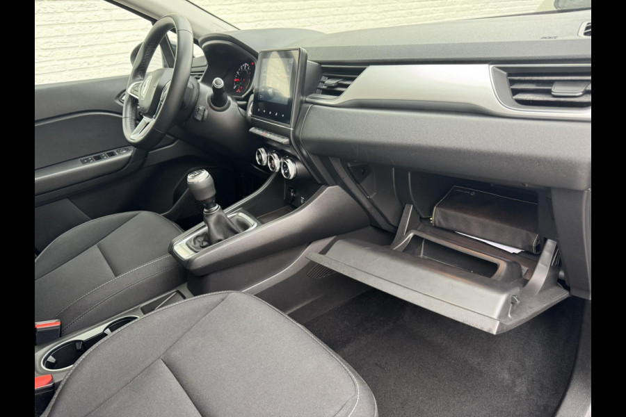 Renault Captur 1.0 TCe 100 Zen Cruise control Climate control navigatie Achteruitrijcamera plus sensoren Apple / Android
