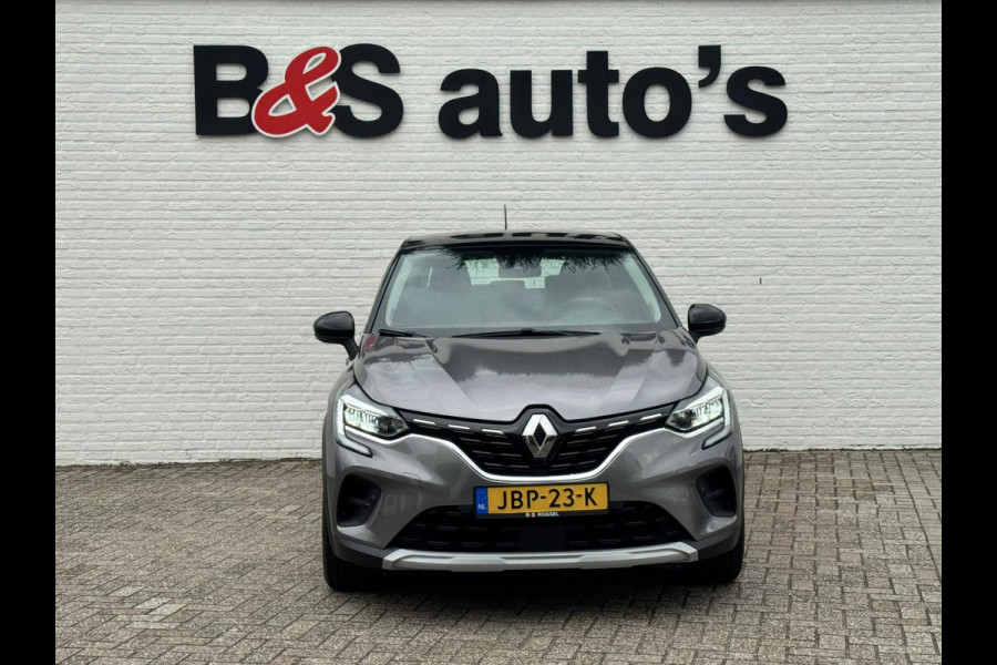 Renault Captur 1.0 TCe 100 Zen Cruise control Climate control navigatie Achteruitrijcamera plus sensoren Apple / Android