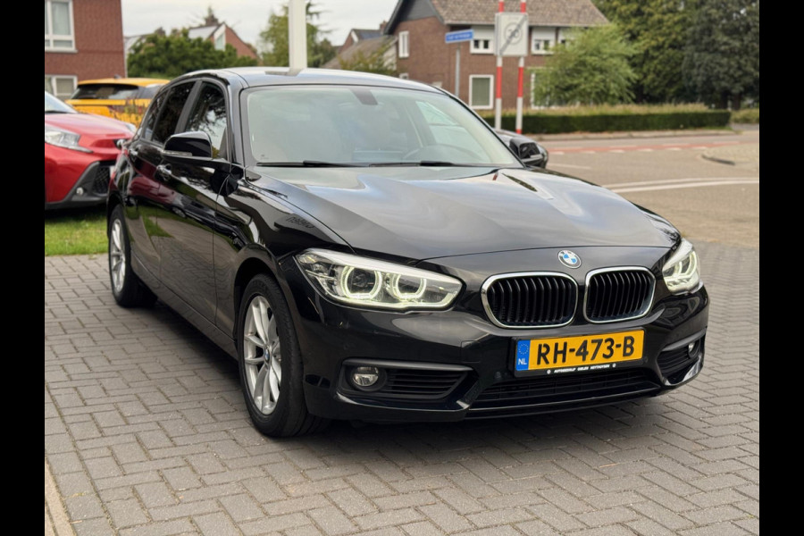 BMW 1-Serie (f20) 118i Automaat Corporate Lease High Executive | Navigatie, Leer, Stoelverwarming, LED, Parkeersensoren
