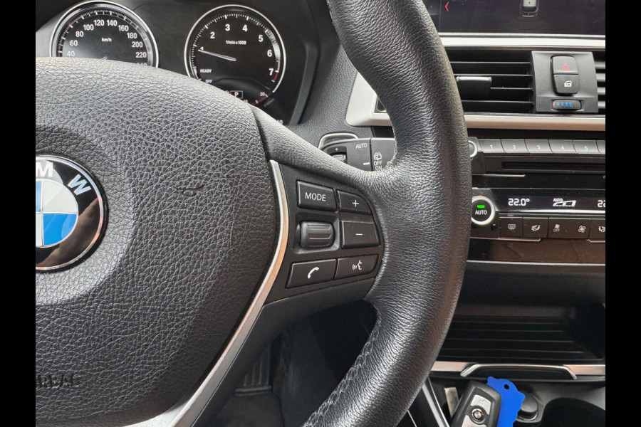 BMW 1-Serie (f20) 118i Automaat Corporate Lease High Executive | Navigatie, Leer, Stoelverwarming, LED, Parkeersensoren