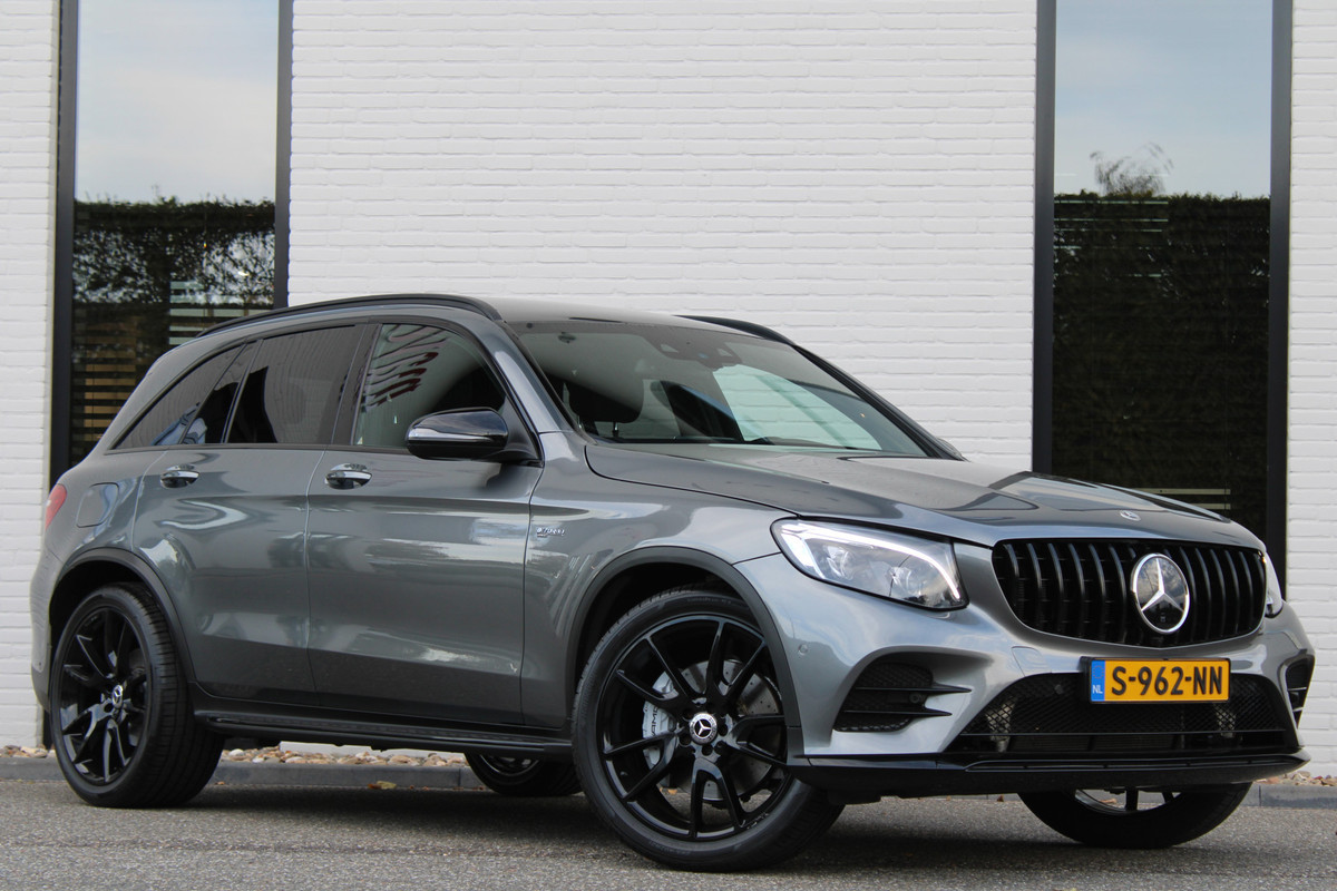 Mercedes-Benz GLC AMG 43 4-MATIC / Panorama / Luchtvering / Head up / Nightpakket / Vol Opties / NIEUWSTAAT Mercedes-Benz GLC AMG 43 4-MATIC / Panorama / Luchtvering / Head up / Nightpakket / Vol Opties / NIEUWSTAAT