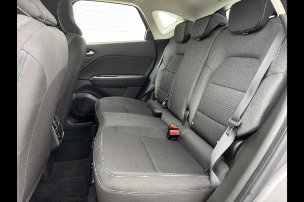 Renault Captur 1.0 TCe 100 Zen Cruise control Climate control navigatie Achteruitrijcamera plus sensoren Apple / Android