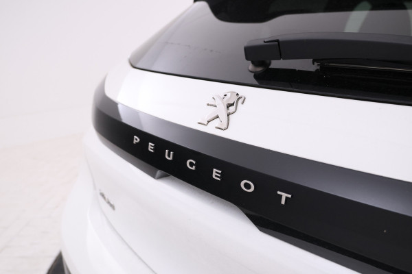 Peugeot 208 1.2 PureTech Allure Pack Automaat, apple carplay, climate