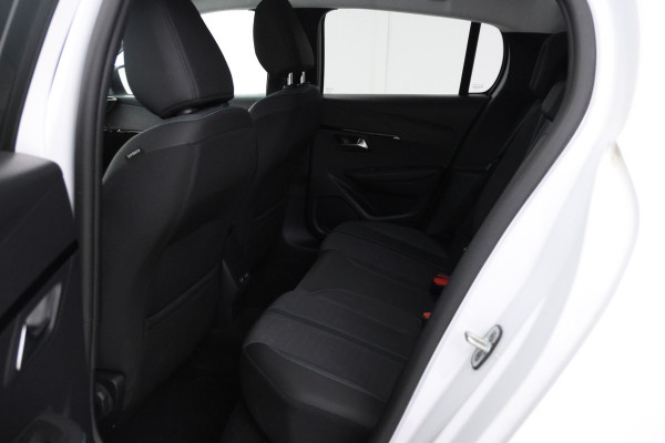 Peugeot 208 1.2 PureTech Allure Pack Automaat, apple carplay, climate