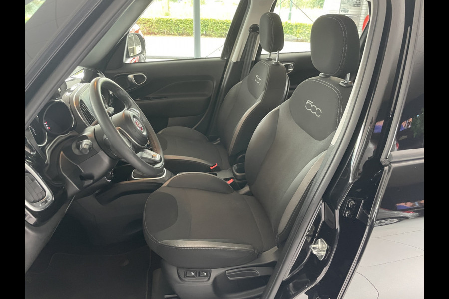 Fiat 500L 1.4 CROSS 4cil. Cruise control - Airco - Navigatie - Trekhaak - Parkeersensoren voor en achter - Stoelverwarming - Bluetooth - Mistlampen voor - Multifunctioneel stuurwiel - Licht metalen 17 inch - U-connect