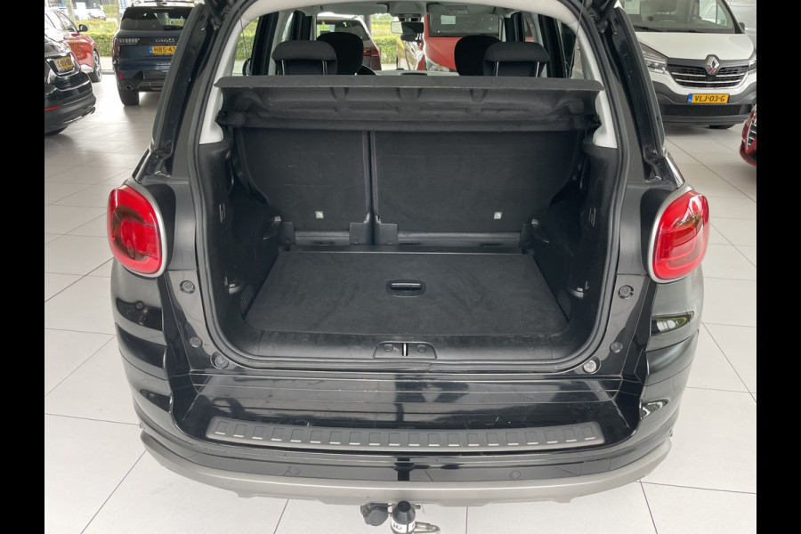 Fiat 500L 1.4 CROSS 4cil. Cruise control - Airco - Navigatie - Trekhaak - Parkeersensoren voor en achter - Stoelverwarming - Bluetooth - Mistlampen voor - Multifunctioneel stuurwiel - Licht metalen 17 inch - U-connect