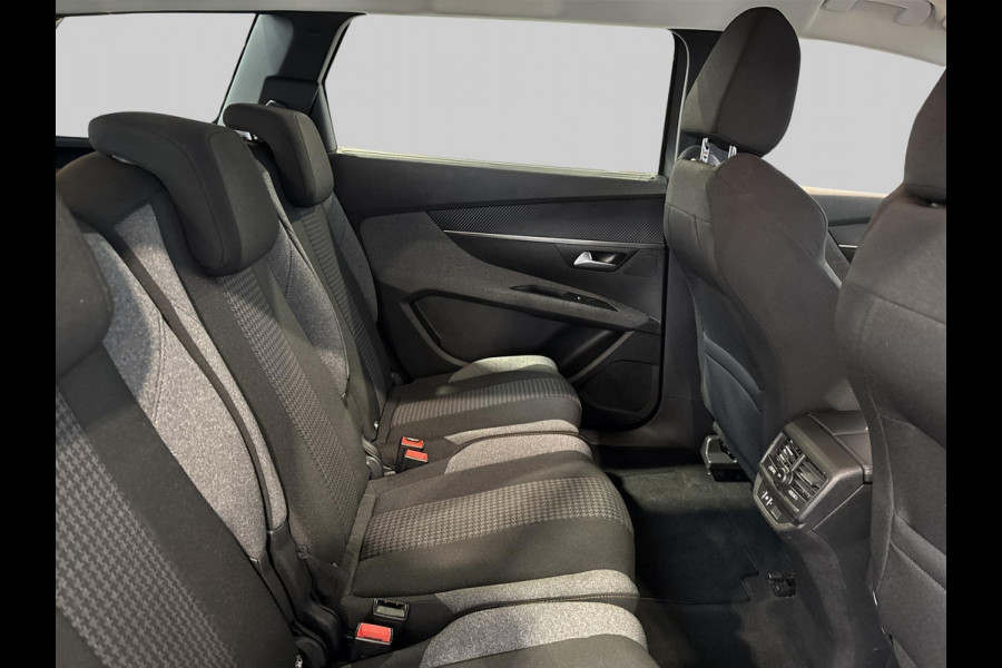 Peugeot 5008 1.2 PureTech Active Pack Business 7-ZITTER