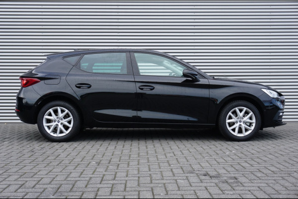 Seat Leon 130PK Style ADAPTIVE | TREKHAAK | WINTERPACK | CAMERA | KEYLESS! Seat Leon 130PK Style ADAPTIVE | TREKHAAK | WINTERPACK | CAMERA | KEYLESS!