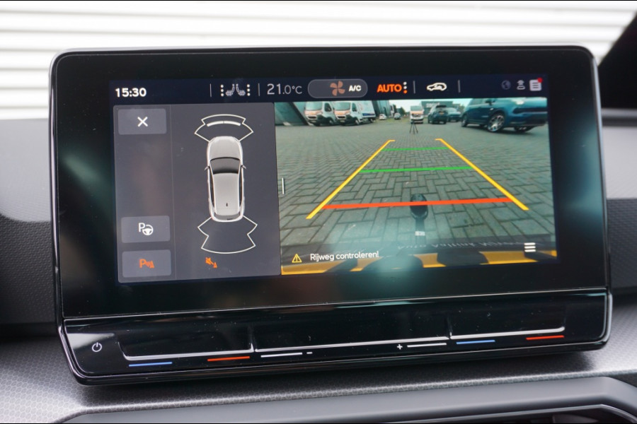 Seat Leon 130PK Style ADAPTIVE | TREKHAAK | WINTERPACK | CAMERA | KEYLESS! Seat Leon 130PK Style ADAPTIVE | TREKHAAK | WINTERPACK | CAMERA | KEYLESS!