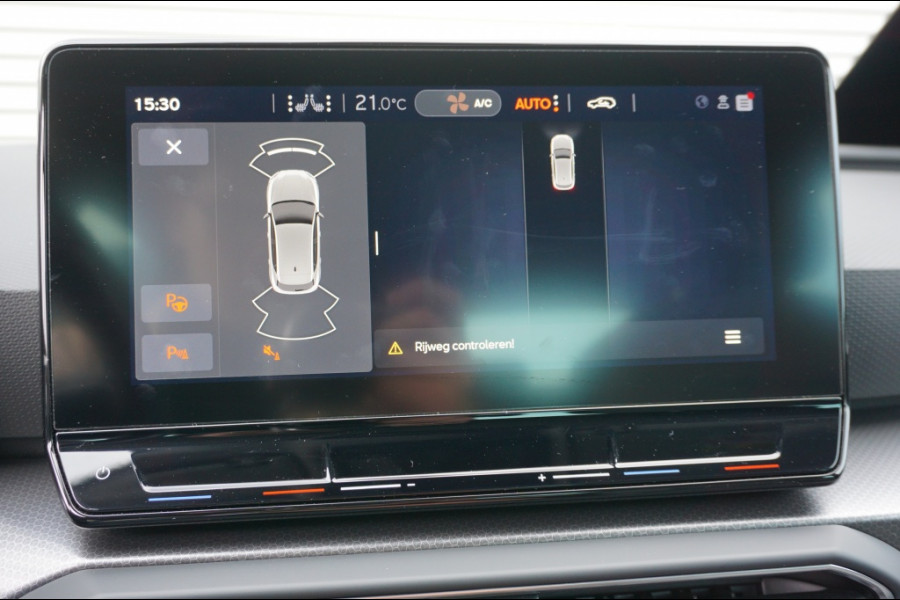 Seat Leon 130PK Style ADAPTIVE | TREKHAAK | WINTERPACK | CAMERA | KEYLESS! Seat Leon 130PK Style ADAPTIVE | TREKHAAK | WINTERPACK | CAMERA | KEYLESS!