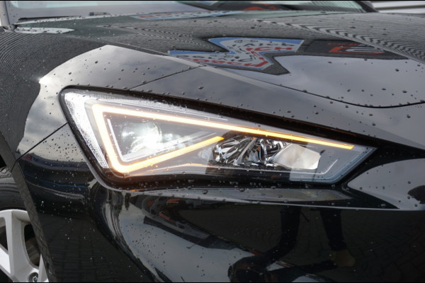 Seat Leon 130PK Style ADAPTIVE | TREKHAAK | WINTERPACK | CAMERA | KEYLESS! Seat Leon 130PK Style ADAPTIVE | TREKHAAK | WINTERPACK | CAMERA | KEYLESS!