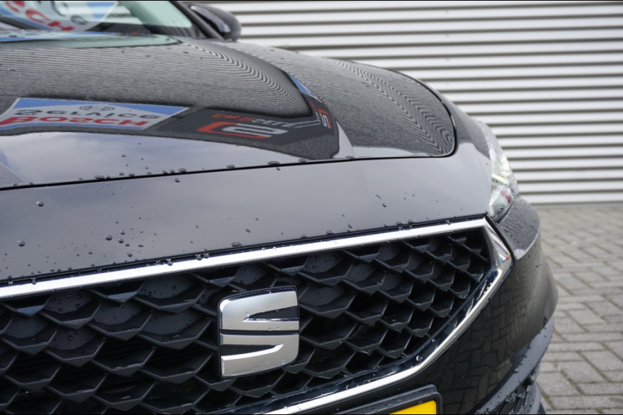 Seat Leon 130PK Style ADAPTIVE | TREKHAAK | WINTERPACK | CAMERA | KEYLESS! Seat Leon 130PK Style ADAPTIVE | TREKHAAK | WINTERPACK | CAMERA | KEYLESS!