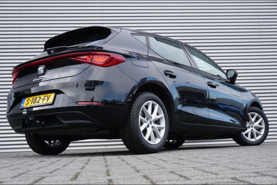 Seat Leon 130PK Style ADAPTIVE | TREKHAAK | WINTERPACK | CAMERA | KEYLESS! Seat Leon 130PK Style ADAPTIVE | TREKHAAK | WINTERPACK | CAMERA | KEYLESS!