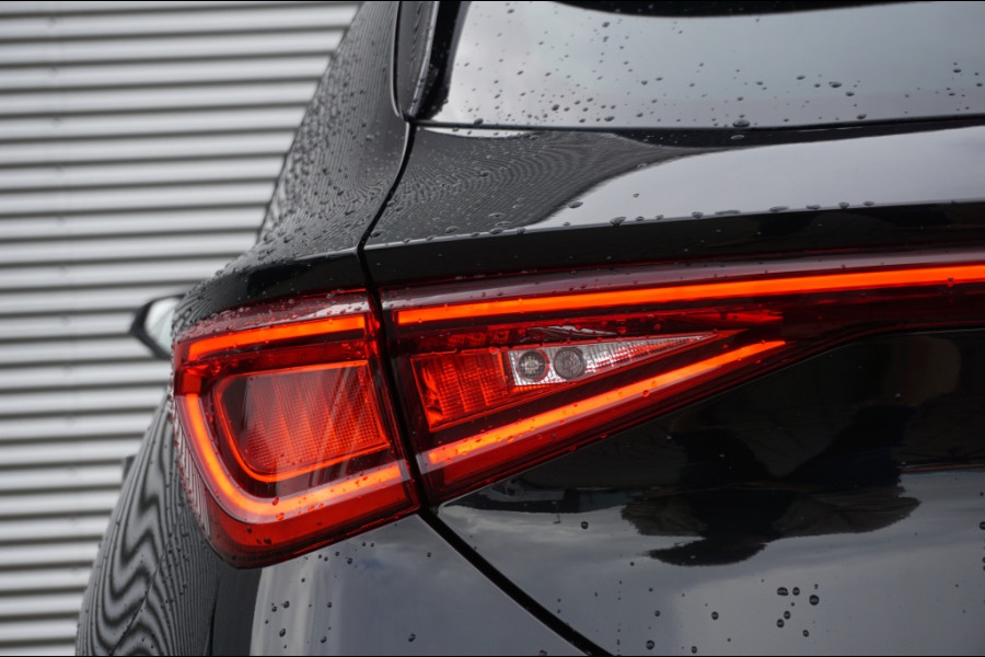 Seat Leon 130PK Style ADAPTIVE | TREKHAAK | WINTERPACK | CAMERA | KEYLESS! Seat Leon 130PK Style ADAPTIVE | TREKHAAK | WINTERPACK | CAMERA | KEYLESS!