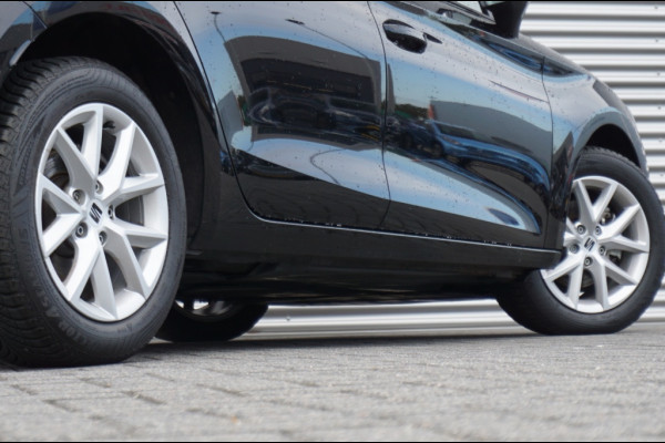 Seat Leon 130PK Style ADAPTIVE | TREKHAAK | WINTERPACK | CAMERA | KEYLESS! Seat Leon 130PK Style ADAPTIVE | TREKHAAK | WINTERPACK | CAMERA | KEYLESS!