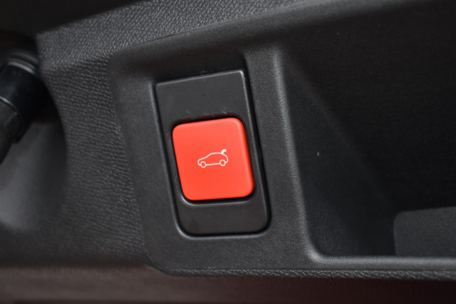 Peugeot 308 SW 1.2 130PK Aut. PureTech GT | Navi | Stoelverw. | 360 camera | Incl. garantie Peugeot 308 SW 1.2 130PK Aut. PureTech GT | Navi | Stoelverw. | 360 camera | Incl. garantie