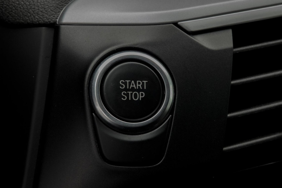 BMW X3 XDrive30e High Executive | STOELVERWARMING | CAMERA | LEDER | DIGITAAL DASHBOARD