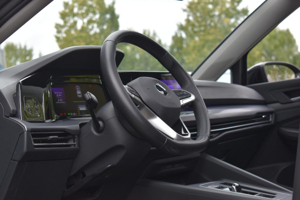Volkswagen Golf 1.5 eTSI R Line IQ Pano Massage Stuurvw Sfeer D.Hoek ACC Lane