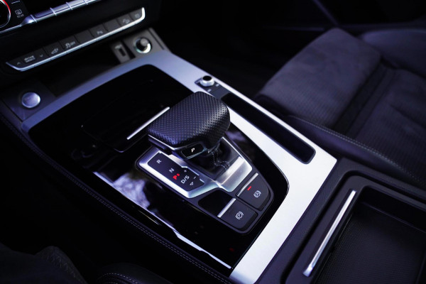 Audi Q5 Sportback 55 TFSI e S edition | Matrix | Luchtvering | Audi Drive Select | Adaptieve Cruise | 2 x S-line | Virtual | LED |