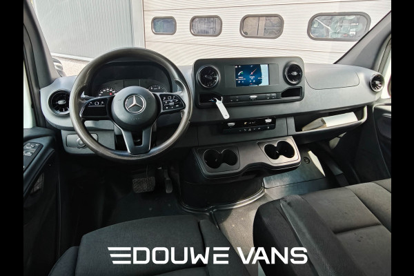 Mercedes-Benz Sprinter 316 Automaat Open Laadbak DC MBUX 7 Persoons Airco Trekhaak Mercedes-Benz Sprinter 316 Automaat Open Laadbak DC MBUX 7 Persoons Airco Trekhaak