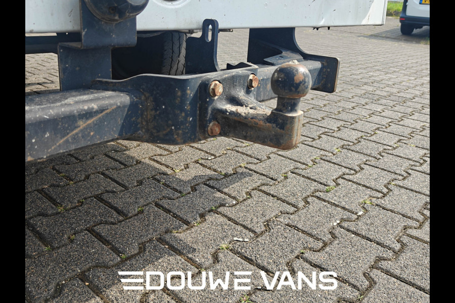 Mercedes-Benz Sprinter 316 Automaat Open Laadbak DC MBUX 7 Persoons Airco Trekhaak Mercedes-Benz Sprinter 316 Automaat Open Laadbak DC MBUX 7 Persoons Airco Trekhaak