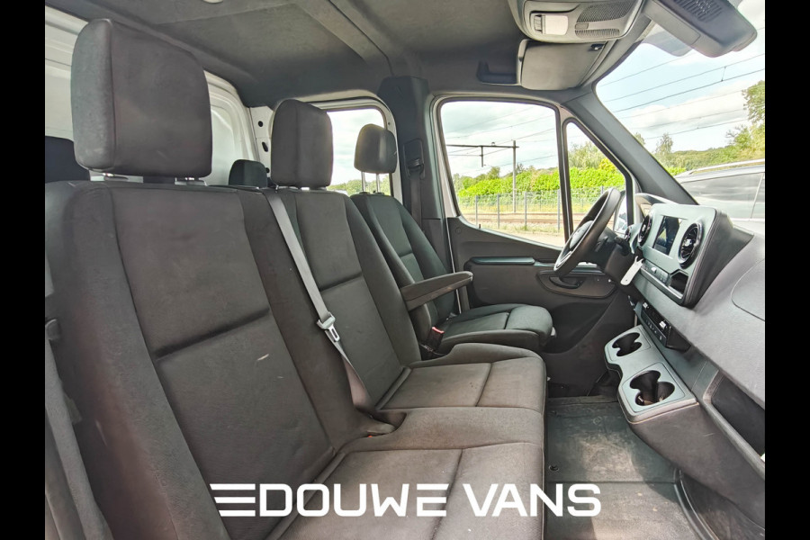 Mercedes-Benz Sprinter 316 Automaat Open Laadbak DC MBUX 7 Persoons Airco Trekhaak Mercedes-Benz Sprinter 316 Automaat Open Laadbak DC MBUX 7 Persoons Airco Trekhaak