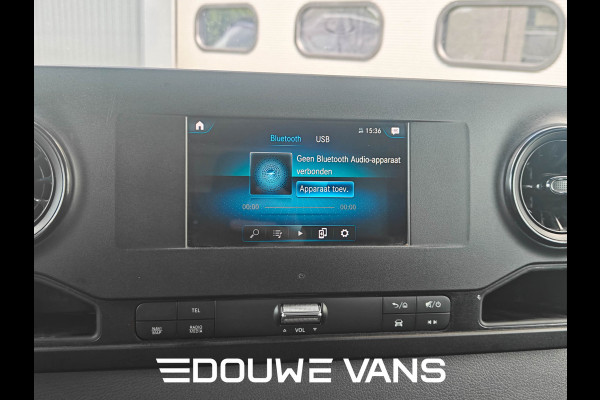 Mercedes-Benz Sprinter 316 Automaat Open Laadbak DC MBUX 7 Persoons Airco Trekhaak Mercedes-Benz Sprinter 316 Automaat Open Laadbak DC MBUX 7 Persoons Airco Trekhaak