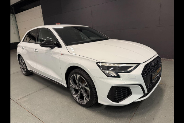 Audi A3 Sportback 40 TFSI e 2x S-LINE BLACK-LINE V-COCKPIT/NAVI/LED/DAB/CARPLAY/ECC/PDC/A-CRUISE///