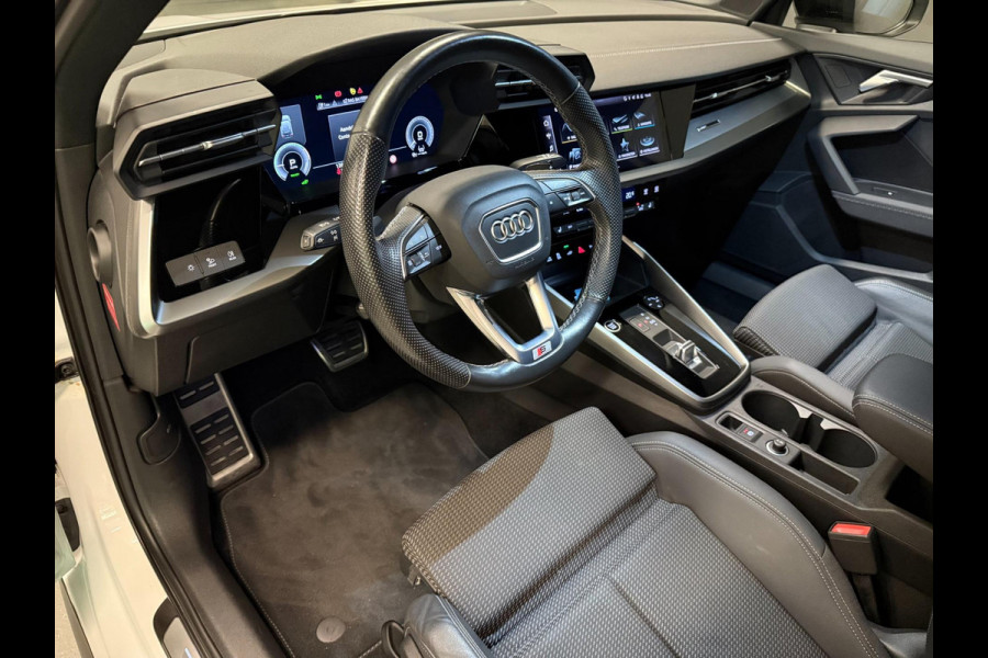 Audi A3 Sportback 40 TFSI e 2x S-LINE BLACK-LINE V-COCKPIT/NAVI/LED/DAB/CARPLAY/ECC/PDC/A-CRUISE///