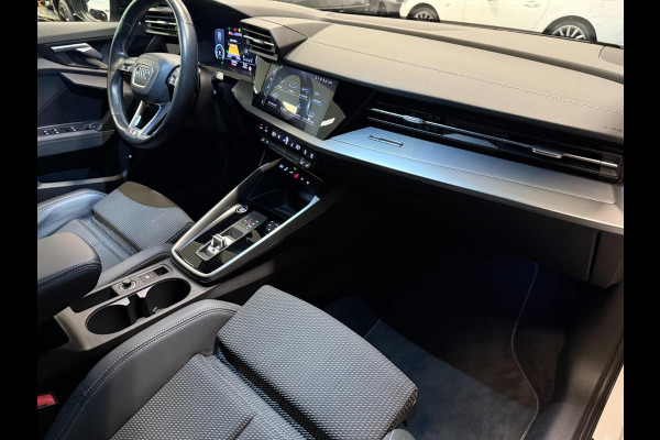 Audi A3 Sportback 40 TFSI e 2x S-LINE BLACK-LINE V-COCKPIT/NAVI/LED/DAB/CARPLAY/ECC/PDC/A-CRUISE///