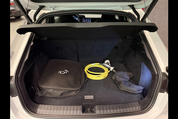 Audi A3 Sportback 40 TFSI e 2x S-LINE BLACK-LINE V-COCKPIT/NAVI/LED/DAB/CARPLAY/ECC/PDC/A-CRUISE///
