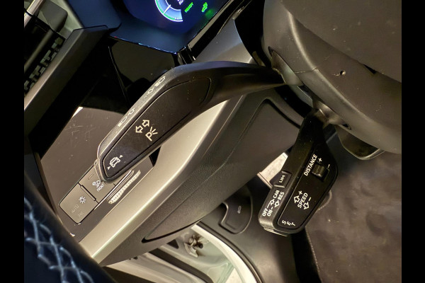 Audi A3 Sportback 40 TFSI e 2x S-LINE BLACK-LINE V-COCKPIT/NAVI/LED/DAB/CARPLAY/ECC/PDC/A-CRUISE///