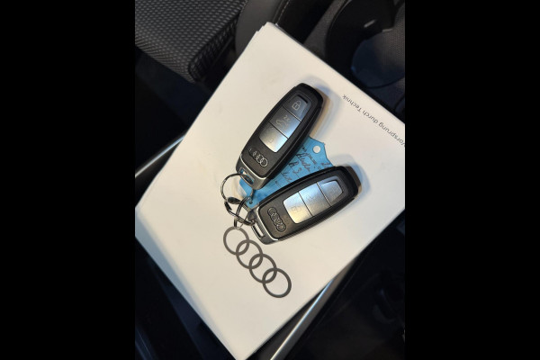 Audi A3 Sportback 40 TFSI e 2x S-LINE BLACK-LINE V-COCKPIT/NAVI/LED/DAB/CARPLAY/ECC/PDC/A-CRUISE///
