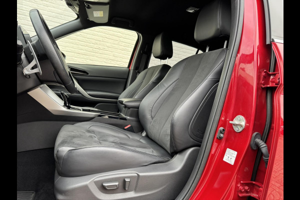Mitsubishi Eclipse Cross 2.4 PHEV Intense+ Cruise control Climate control Navigatie Apple Android Parkeersensoren plus camera