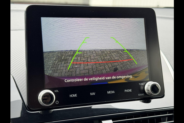 Mitsubishi Eclipse Cross 2.4 PHEV Intense+ Cruise control Climate control Navigatie Apple Android Parkeersensoren plus camera