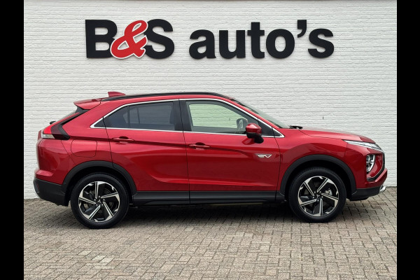 Mitsubishi Eclipse Cross 2.4 PHEV Intense+ Cruise control Climate control Navigatie Apple Android Parkeersensoren plus camera