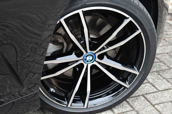BMW 3-serie 330e M-Sport Pano ACC H/K 360 HUD 19inch El-zetels