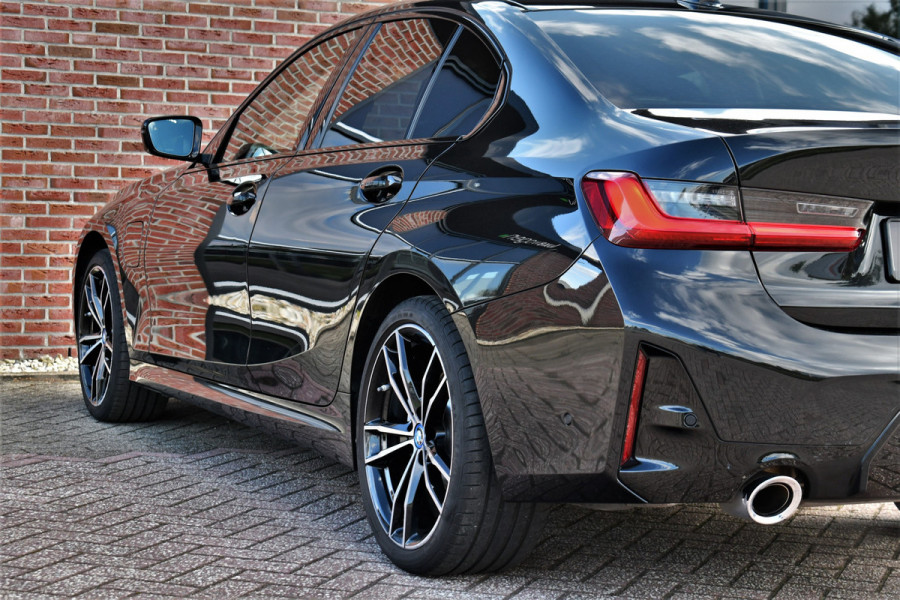 BMW 3-serie 330e M-Sport Pano ACC H/K 360 HUD 19inch El-zetels