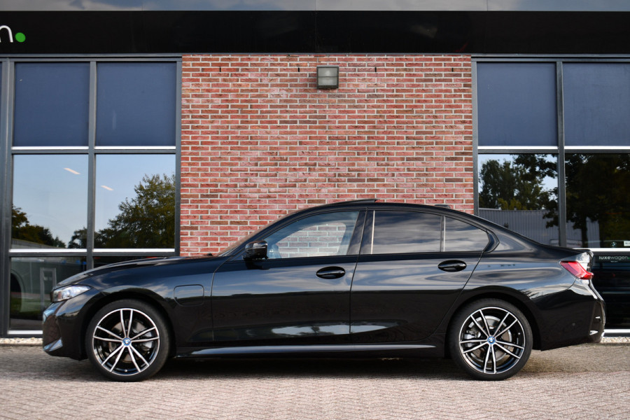 BMW 3-serie 330e M-Sport Pano ACC H/K 360 HUD 19inch El-zetels