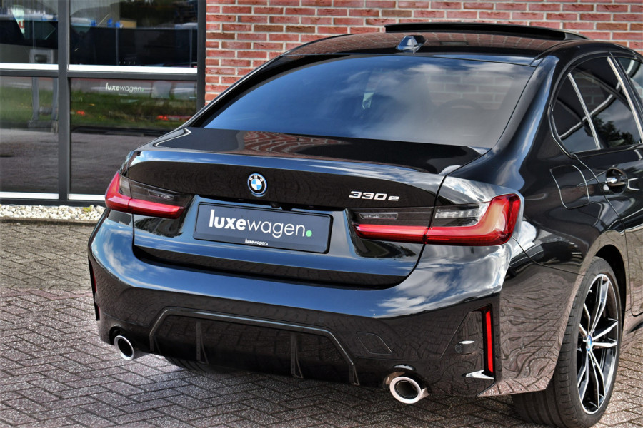 BMW 3-serie 330e M-Sport Pano ACC H/K 360 HUD 19inch El-zetels