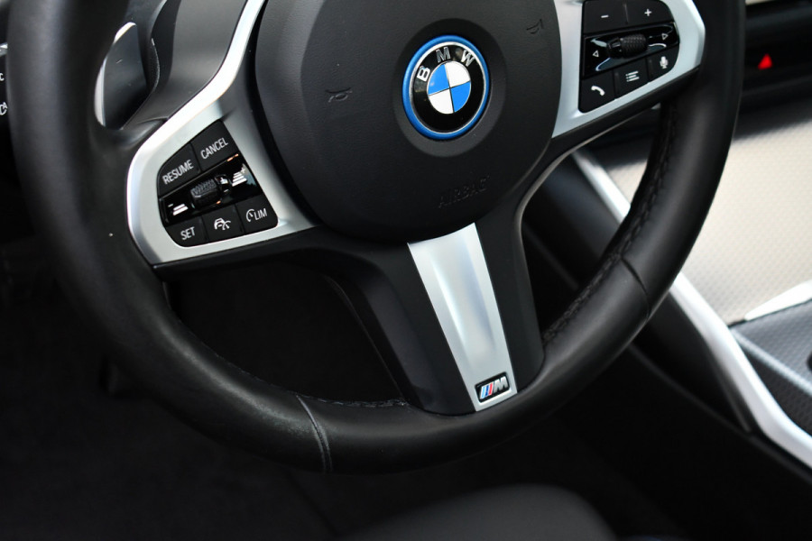 BMW 3-serie 330e M-Sport Pano ACC H/K 360 HUD 19inch El-zetels