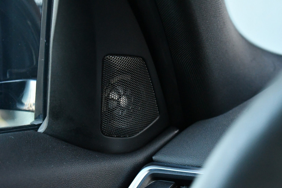 BMW 3-serie 330e M-Sport Pano ACC H/K 360 HUD 19inch El-zetels