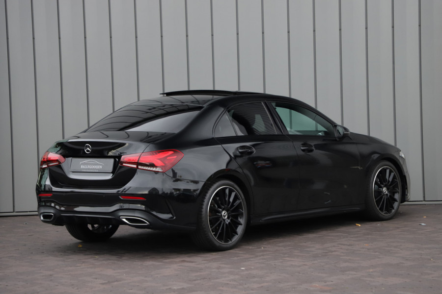 Mercedes-Benz A-Klasse 250 AMG Sedan | 224PK | Pano | Sfeerverlichting | Burmester | Multibeam | Stoelverwarming | Standkachel | 2019.