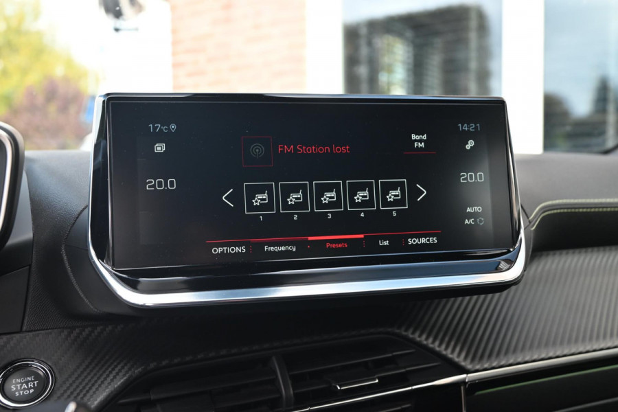 Peugeot 2008 1.2 PureTech GT 131 PK Dealer o.h Keyless 360 Camera Side-Assist LED 17''