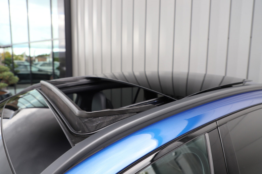 Mercedes-Benz GLC 400e AMG 4-Matic | 381PK | Luchtvering | Achterasbesturing | Massage | Head-up | Keyles-go | Burmester | Sfeerverlichting | Air- Mercedes-Benz GLC 400e AMG 4-Matic | 381PK | Luchtvering | Achterasbesturing | Massage | Head-up | Keyles-go | Burmester | Sfeerverlichting | Air-