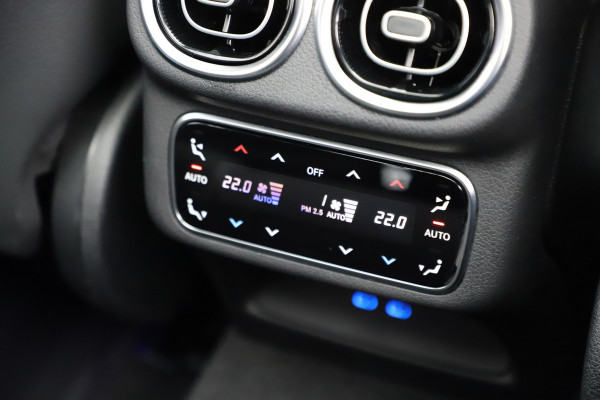 Mercedes-Benz GLC 400e AMG 4-Matic | 381PK | Luchtvering | Achterasbesturing | Massage | Head-up | Keyles-go | Burmester | Sfeerverlichting | Air- Mercedes-Benz GLC 400e AMG 4-Matic | 381PK | Luchtvering | Achterasbesturing | Massage | Head-up | Keyles-go | Burmester | Sfeerverlichting | Air-