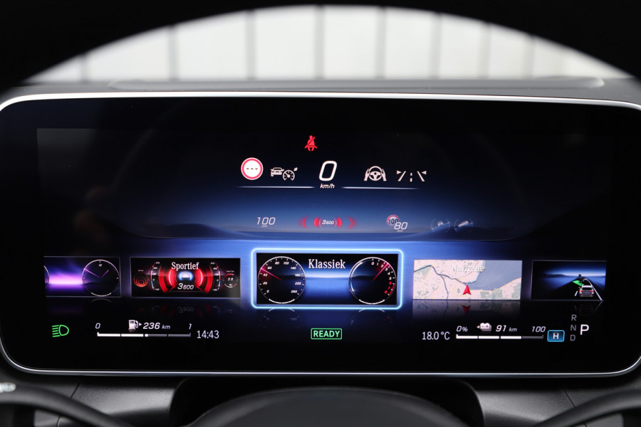 Mercedes-Benz GLC 400e AMG 4-Matic | 381PK | Luchtvering | Achterasbesturing | Massage | Head-up | Keyles-go | Burmester | Sfeerverlichting | Air- Mercedes-Benz GLC 400e AMG 4-Matic | 381PK | Luchtvering | Achterasbesturing | Massage | Head-up | Keyles-go | Burmester | Sfeerverlichting | Air-