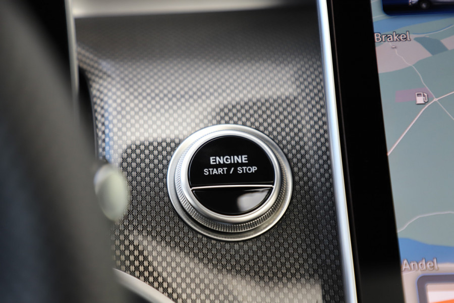 Mercedes-Benz GLC 400e AMG 4-Matic | 381PK | Achterasbesturing | Luchtvering | Pano | Head-up | Keyles-go | Sfeerverlichting | Memory | Distronic Mercedes-Benz GLC 400e AMG 4-Matic | 381PK | Achterasbesturing | Luchtvering | Pano | Head-up | Keyles-go | Sfeerverlichting | Memory | Distronic